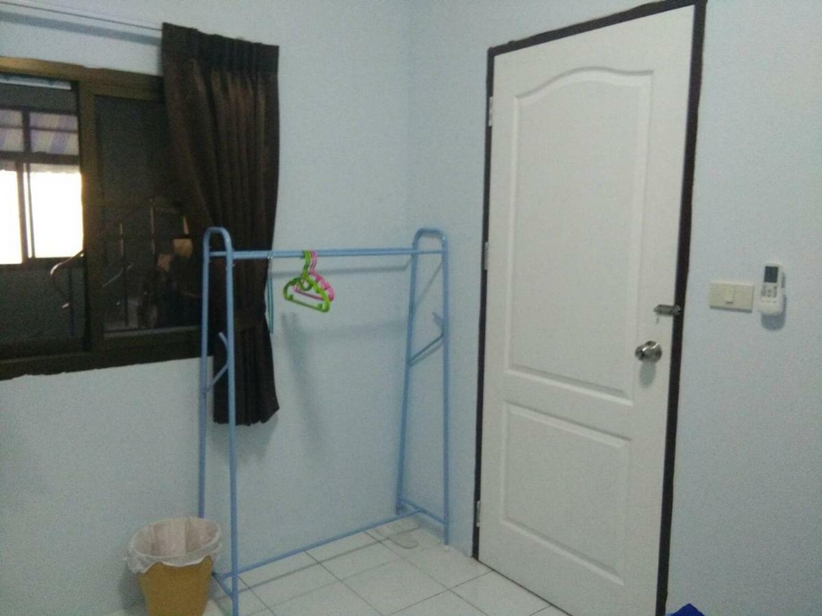 เอ แอนด์ พี เฮาส์ จรัญสนิทวงศ์ Apartment กรุงเทพมหานคร ภายนอก รูปภาพ