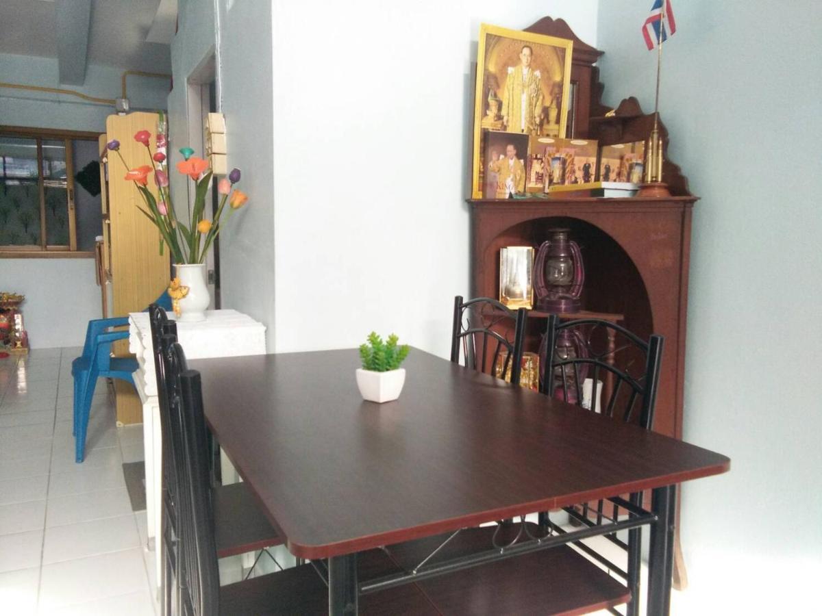 เอ แอนด์ พี เฮาส์ จรัญสนิทวงศ์ Apartment กรุงเทพมหานคร ภายนอก รูปภาพ